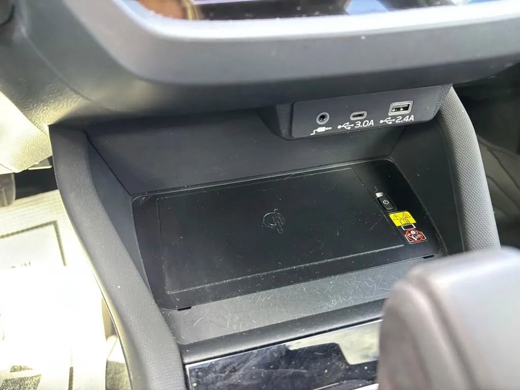 Used 2025 Subaru Forester Premium AWD/4WD image 17