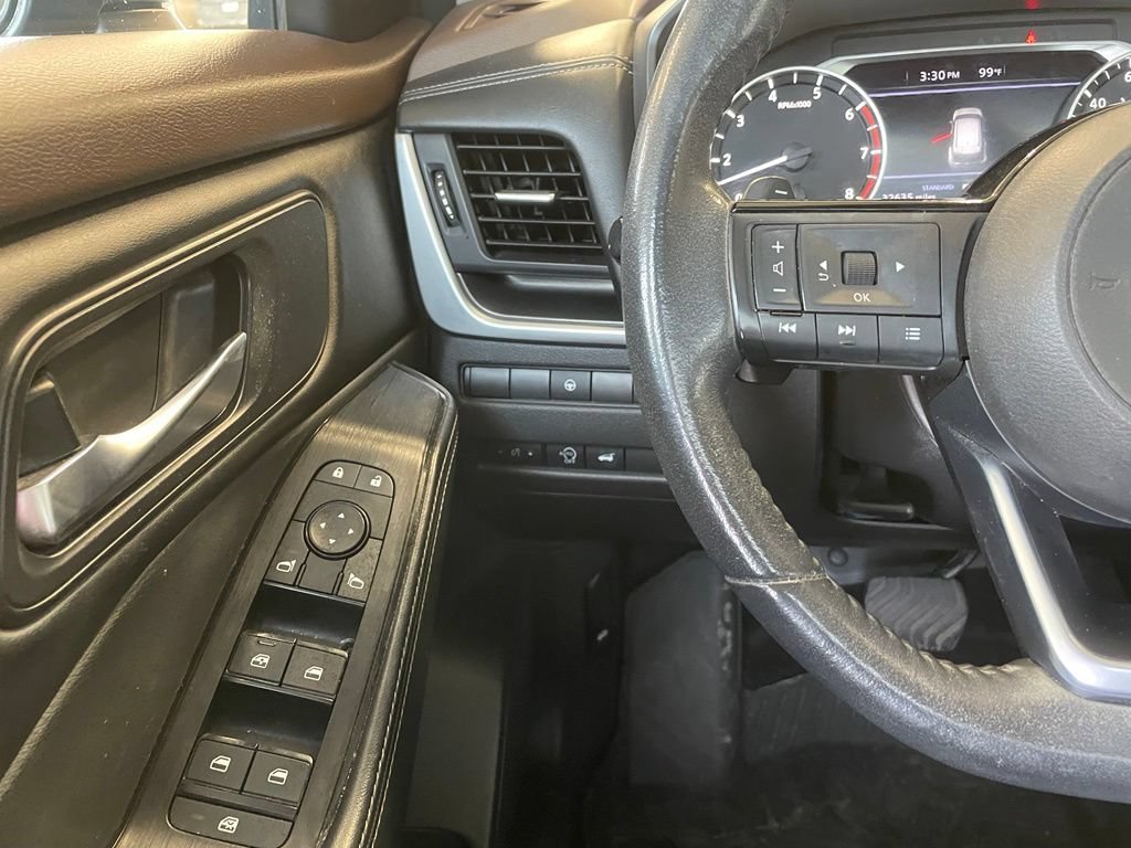 Certified 2023 Nissan Rogue SV w/ SV Premium B Package FWD image 13