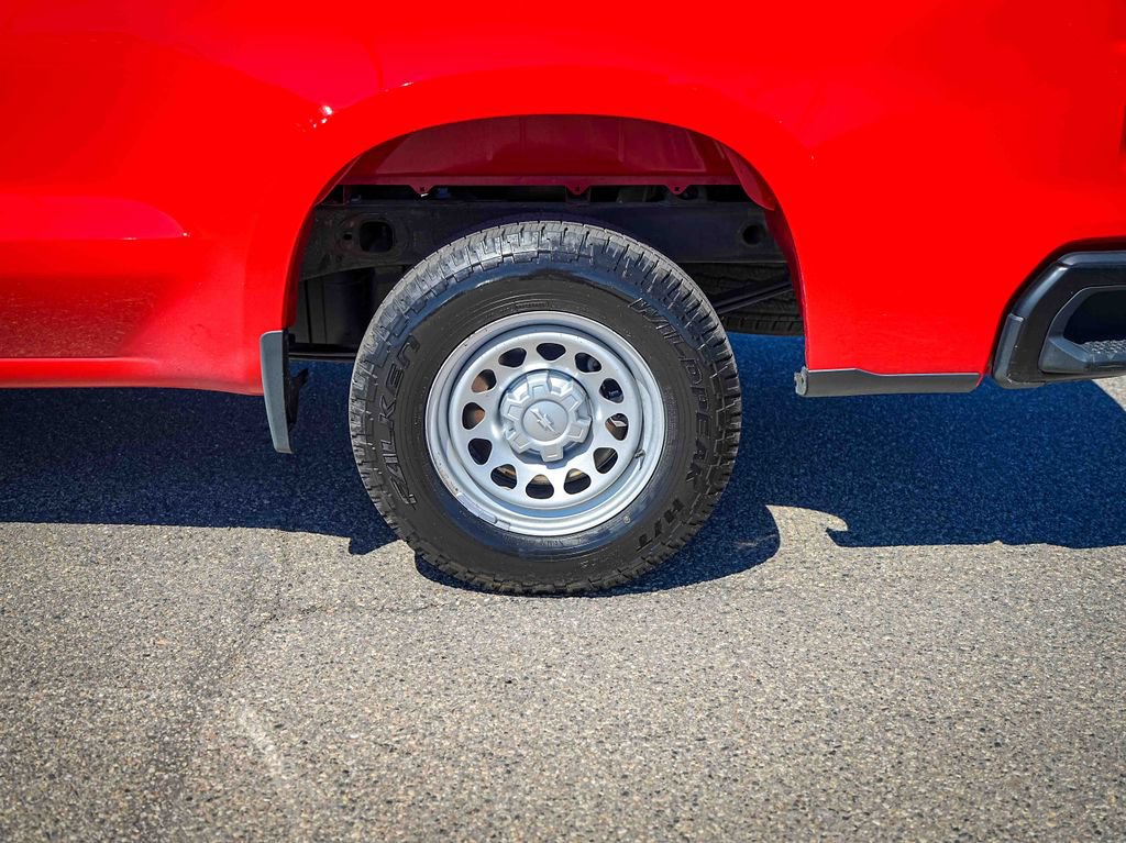 Used 2023 Chevrolet Silverado 1500 W/T RWD image 9