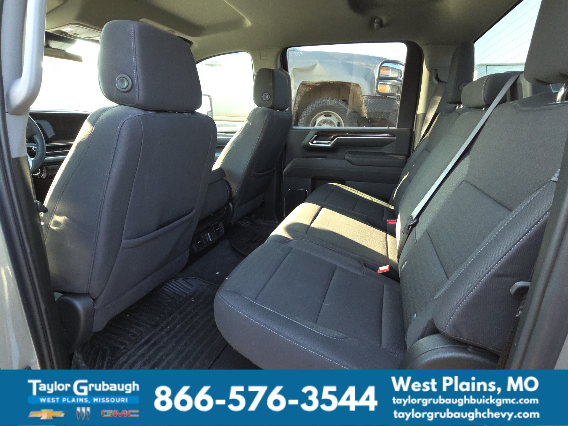 Used 2026 GMC Sierra 2500 SLE AWD/4WD image 15