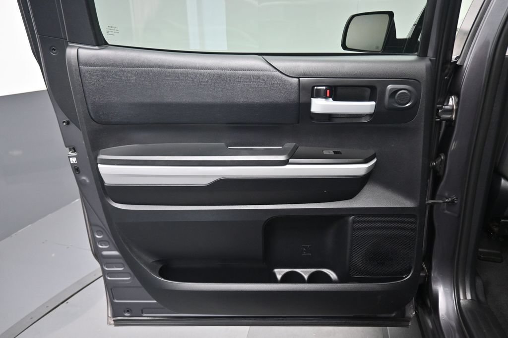 Used 2019 Toyota Tundra SR5 w/ SR5 Upgrade Package RWD image 28