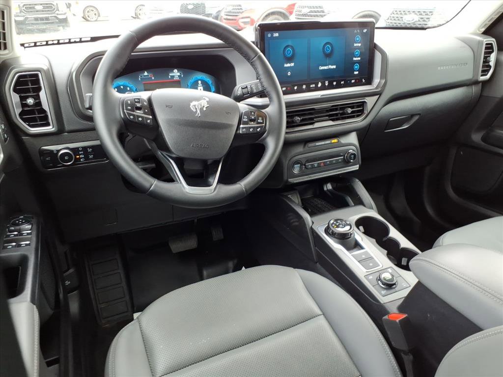 Used 2025 Ford Bronco Sport Badlands image 11