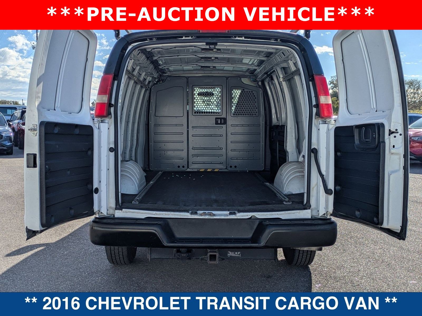 Used 2016 Chevrolet Express 2500 image 13
