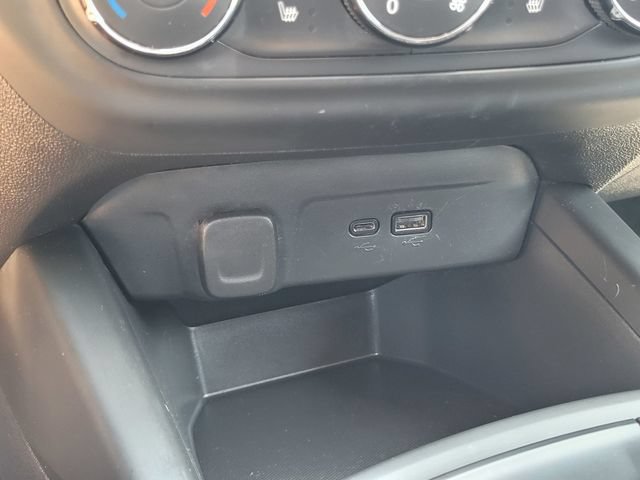 Certified 2024 Chevrolet Trax LS w/ LS Convenience Package FWD image 20