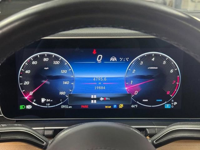 Used 2024 Mercedes-Benz GLS 580 4MATIC image 13
