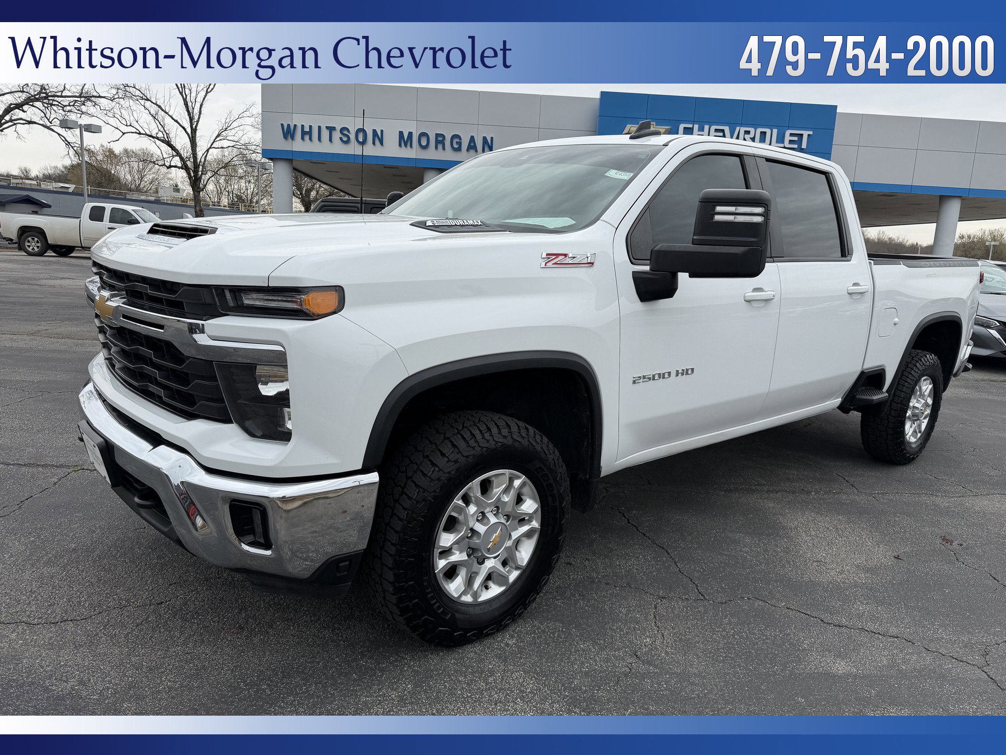 Used 2024 Chevrolet Silverado 2500 LT image 1