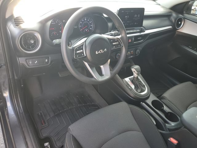 Used 2024 Kia Forte LXS w/ LXS Technology Package FWD image 16