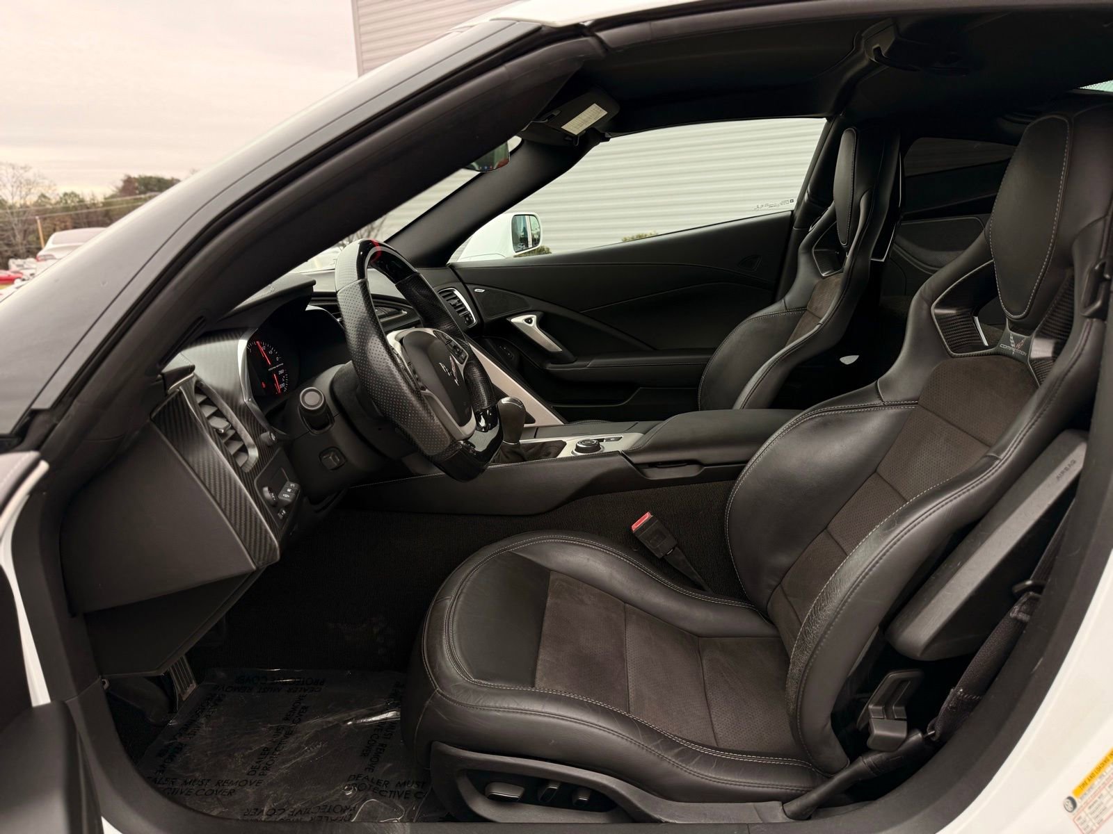 Used 2015 Chevrolet Corvette Stingray Coupe w/ 2LT Preferred Equipment Group image 29