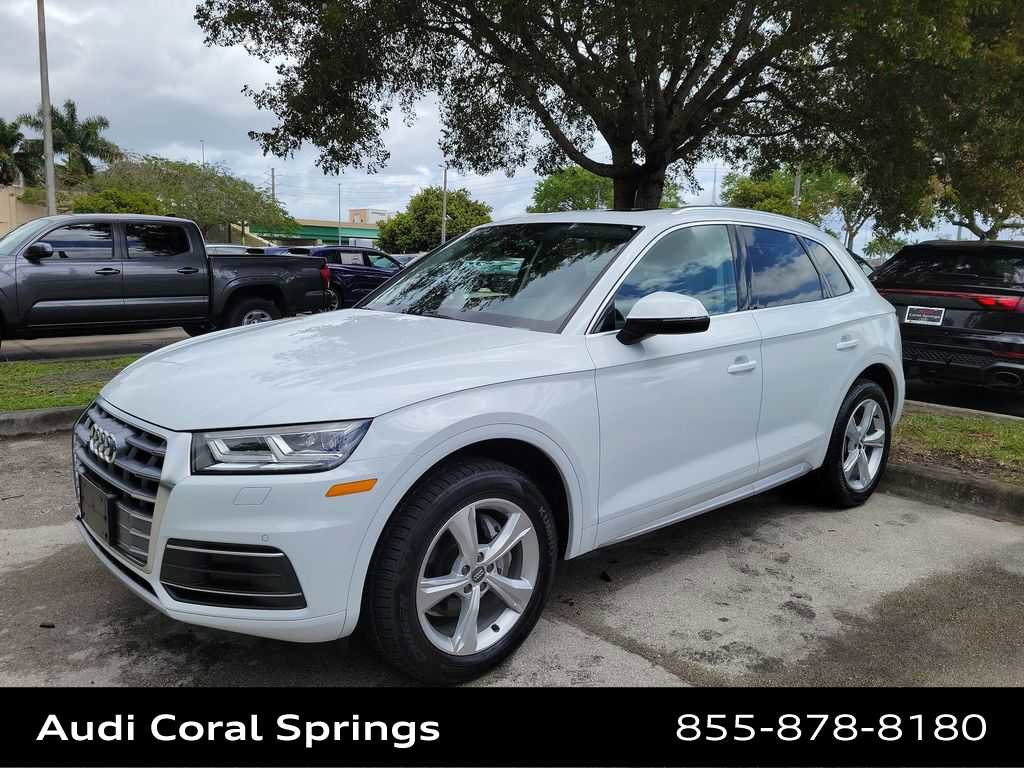 Used 2020 Audi Q5 Premium Plus image 2