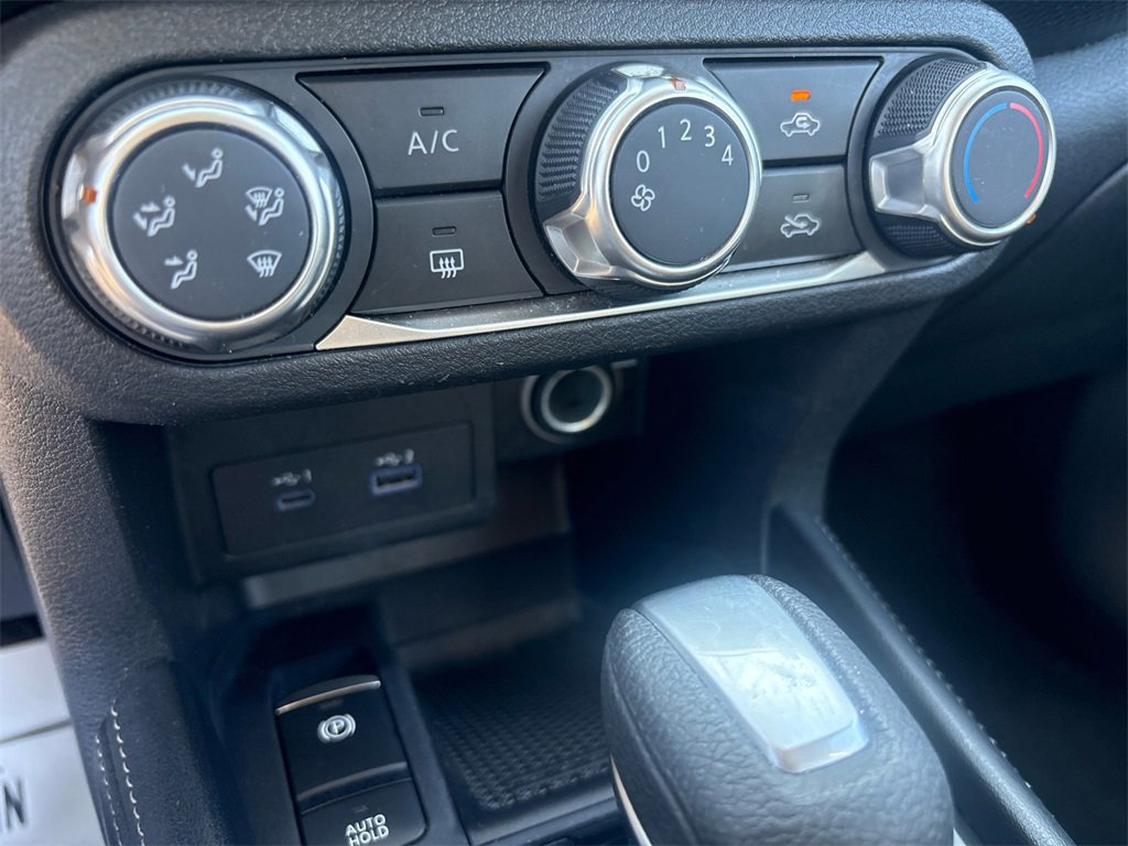 Used 2023 Nissan Kicks SV image 25