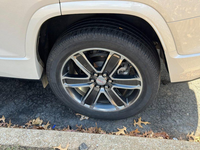 Used 2019 GMC Acadia Denali w/ Technology Package image 5