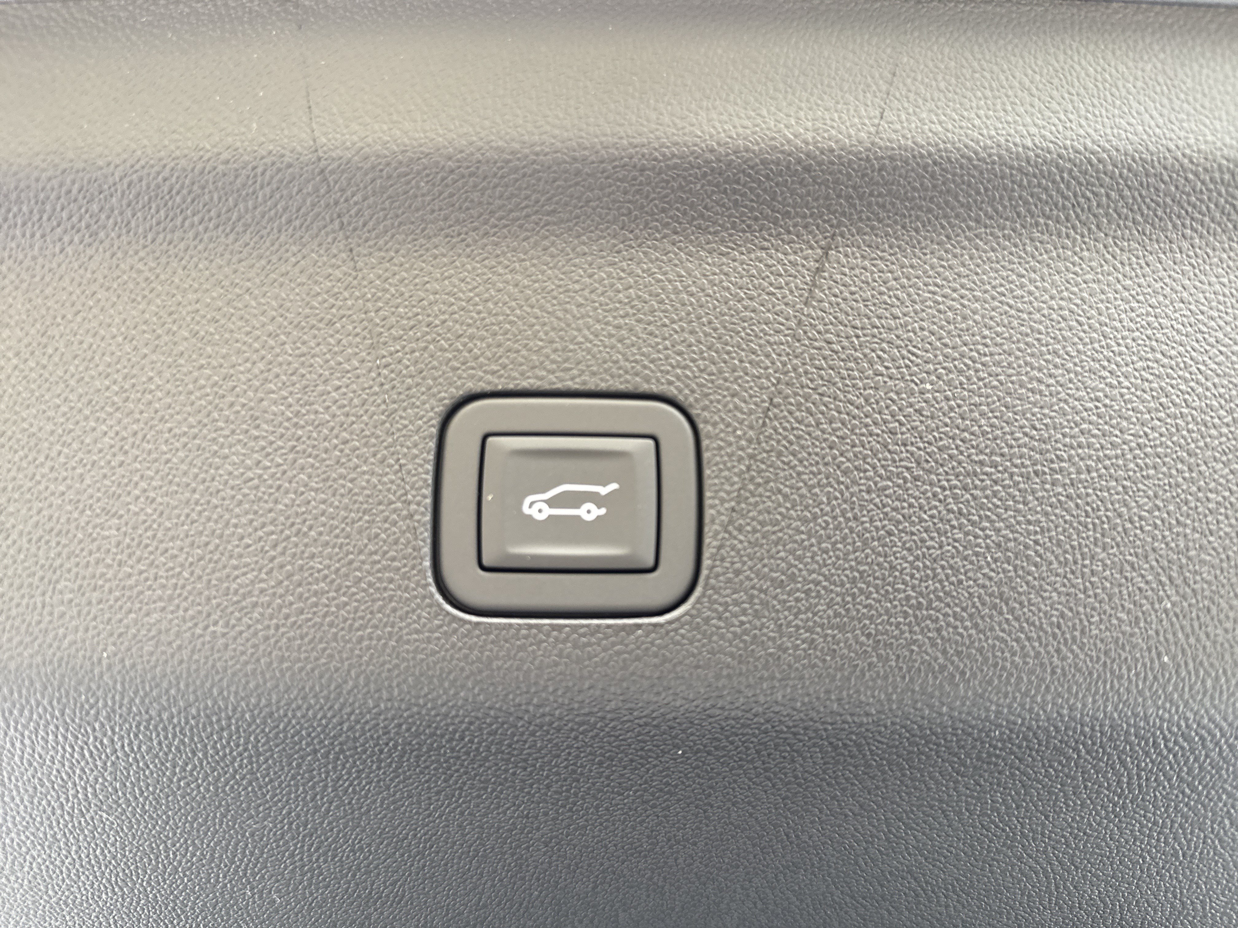 New 2026 GMC Yukon XL Denali w/ Advanced Technology Package AWD/4WD image 36