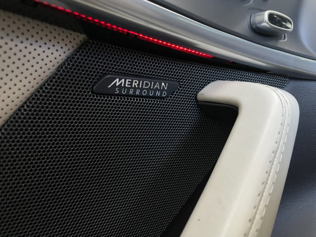 Used 2021 Jaguar F-TYPE P300 image 30