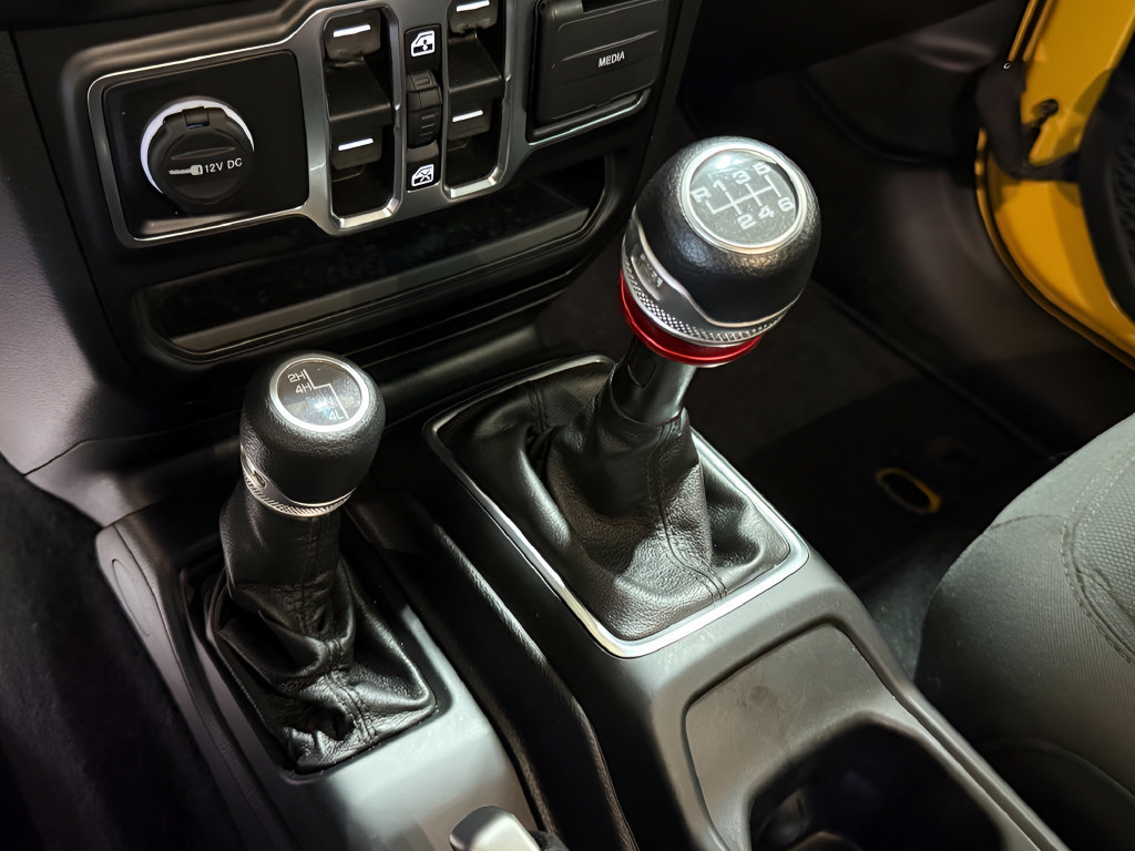 Used 2021 Jeep Wrangler Unlimited Sport AWD/4WD image 23