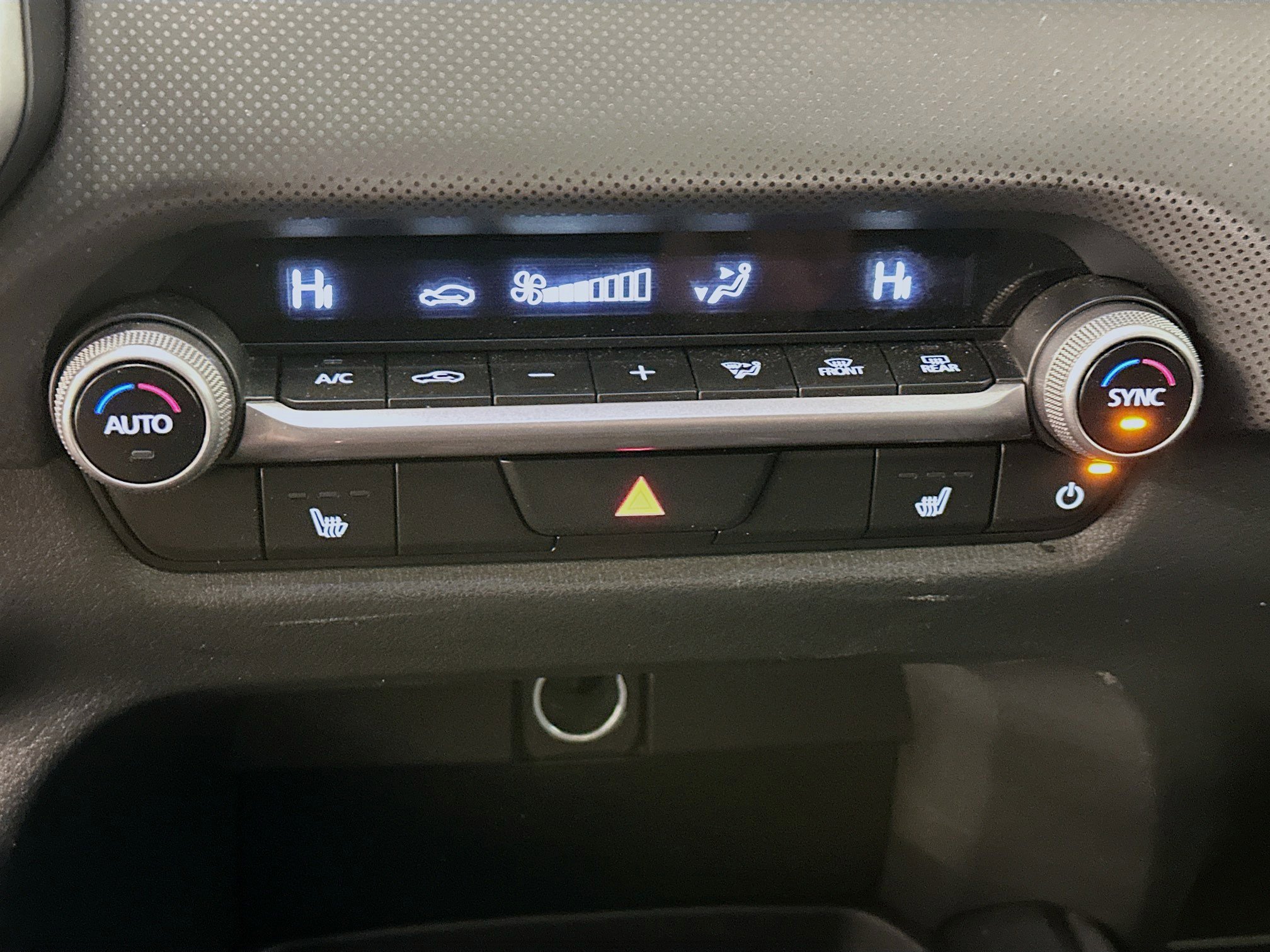 Used 2025 MAZDA CX-50 AWD 2.5 S w/ Premium Package image 24