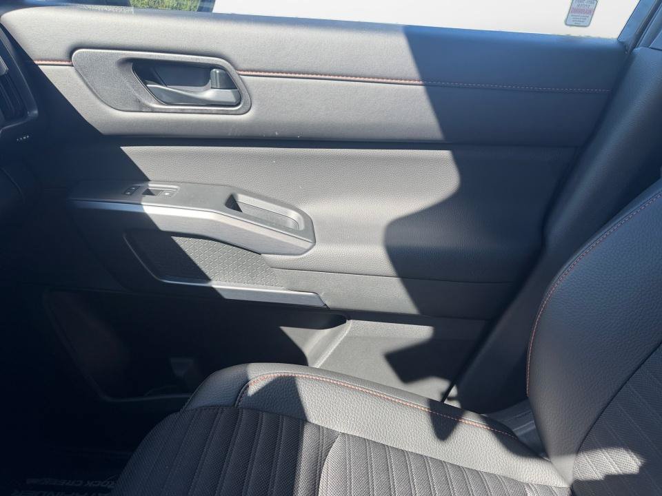 New 2026 Nissan Pathfinder Rock Creek AWD/4WD image 31