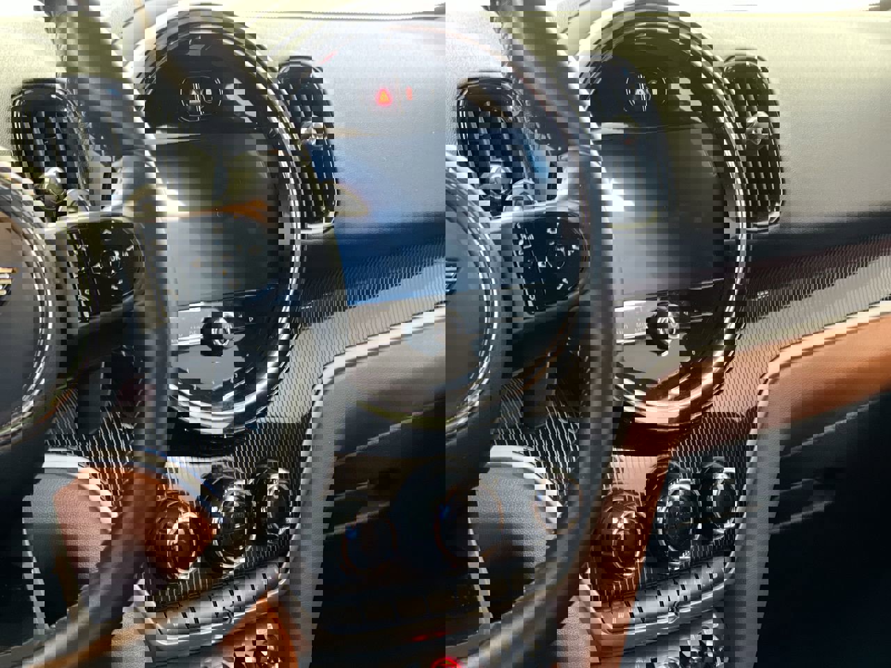 Used 2022 MINI Cooper Countryman S w/ Premium Package FWD image 25