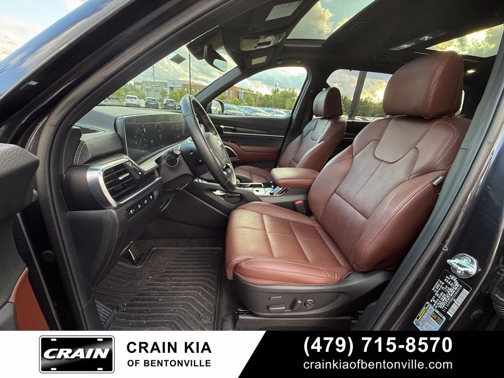 Certified 2025 Kia Telluride SX w/ SX Captain's Chair Package AWD/4WD image 21