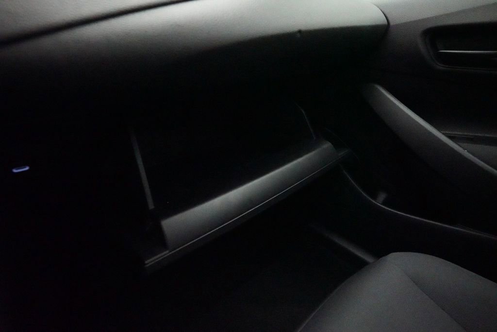 Used 2025 Toyota Corolla LE FWD image 29