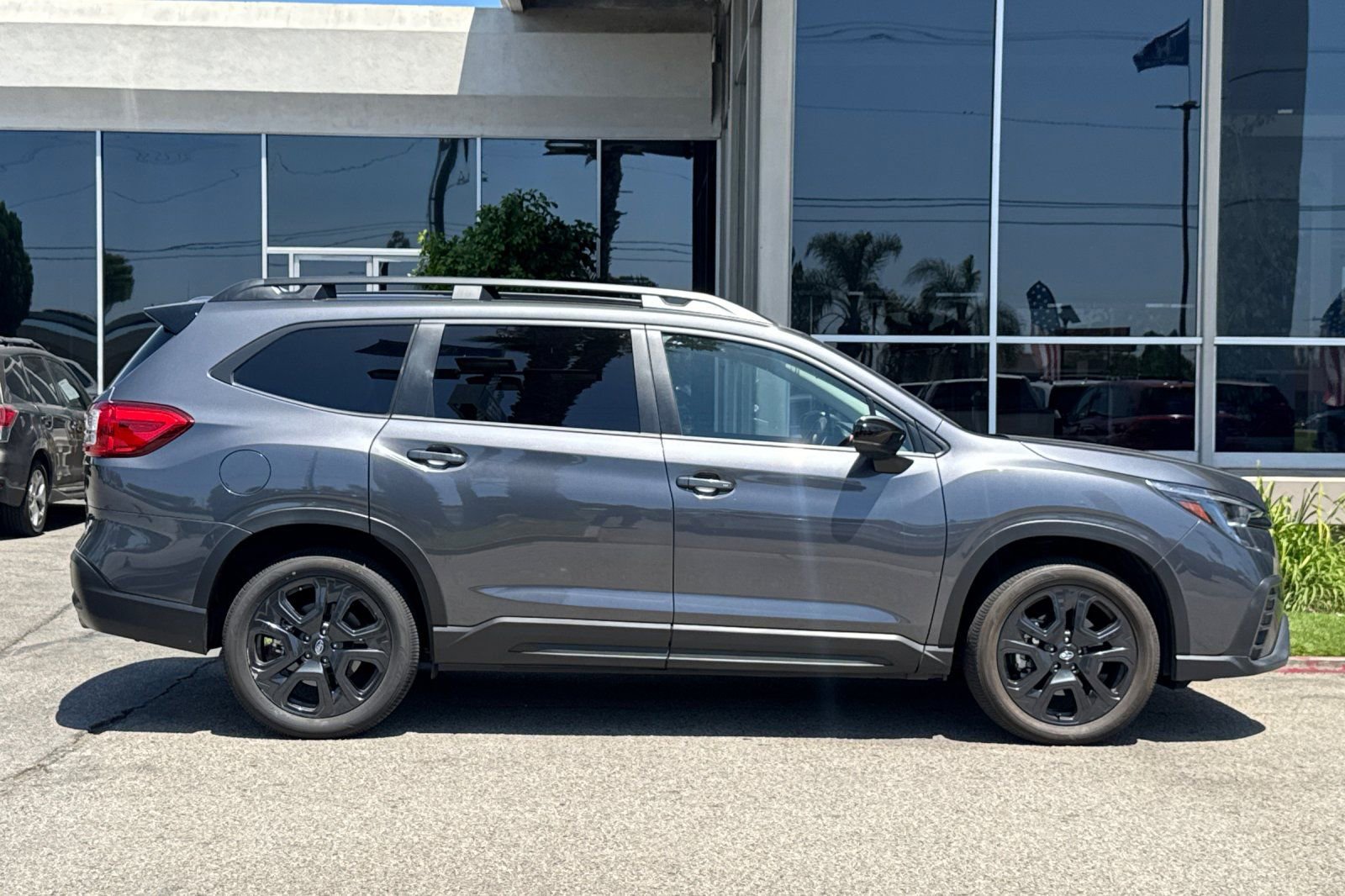 Used 2024 Subaru Ascent Onyx Edition AWD/4WD image 4