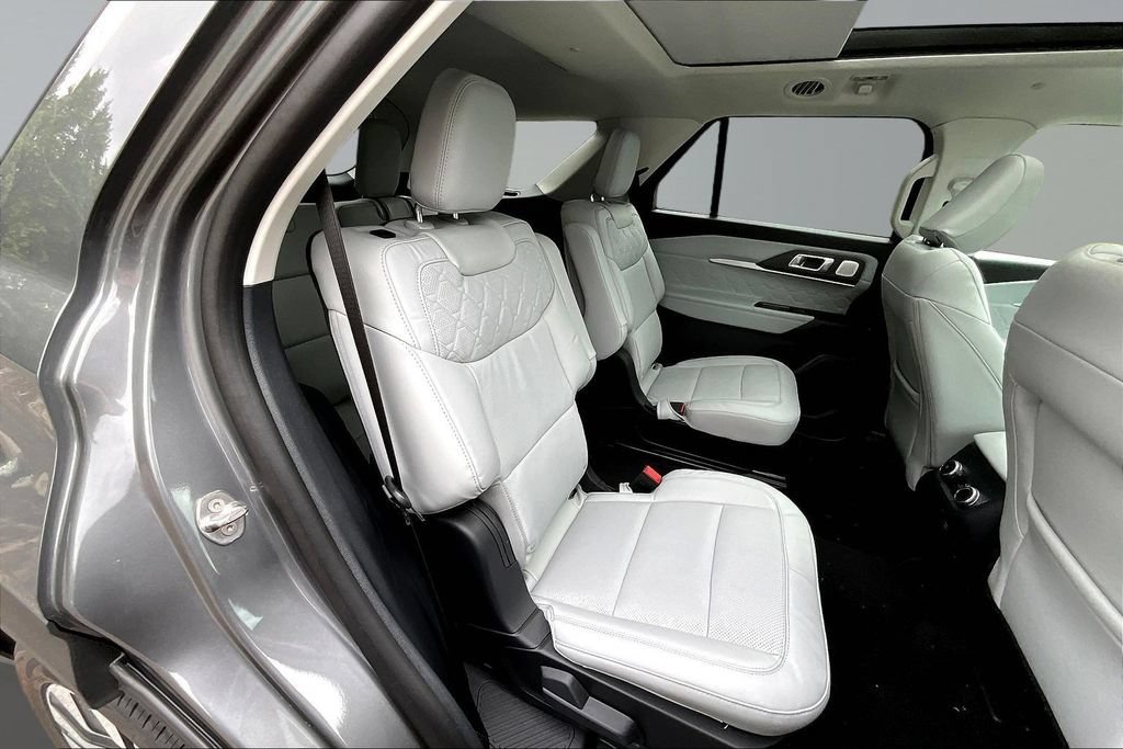 New 2026 Ford Explorer Platinum w/ LUX Leather Package AWD/4WD image 10