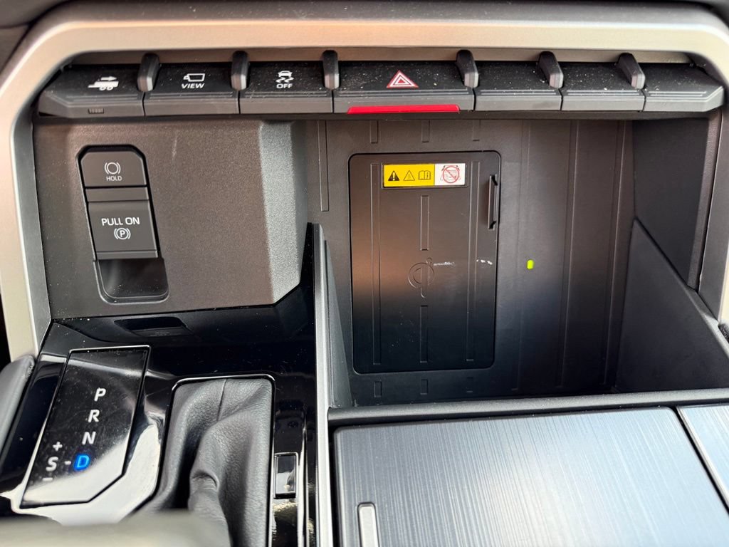 Certified 2024 Toyota Sequoia Platinum AWD/4WD image 27