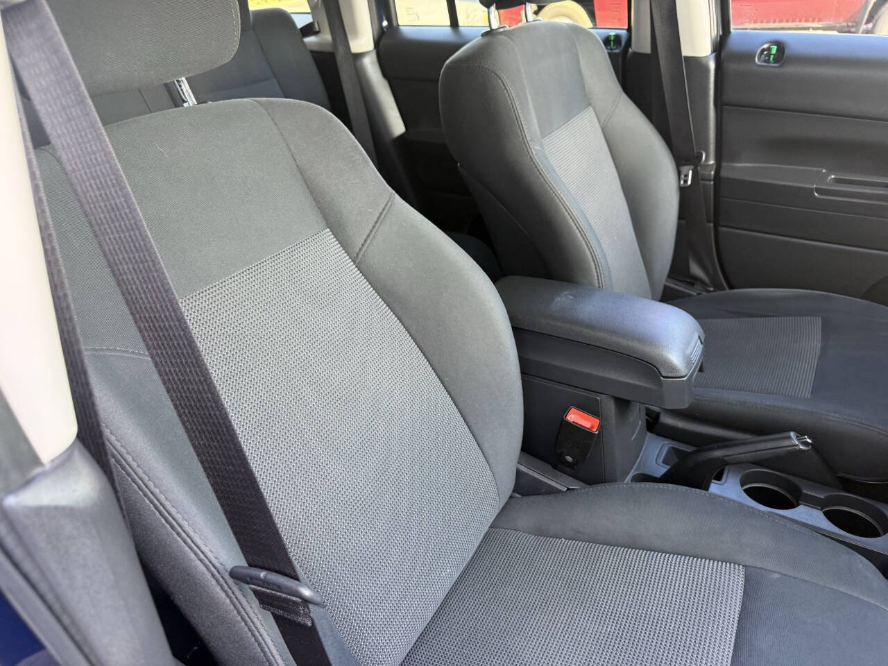 Used 2012 Jeep Patriot Sport FWD image 22