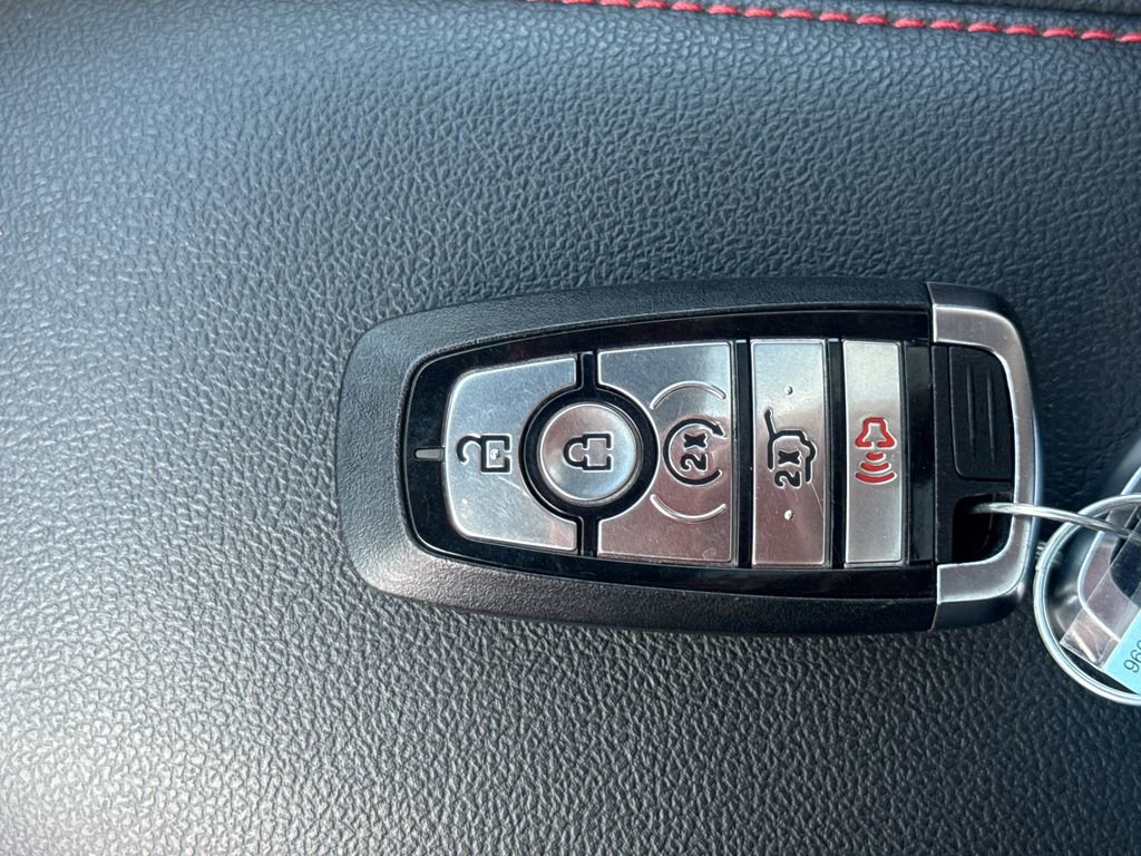 Used 2025 Ford Escape ST-Line Elite w/ Premium Technology Package AWD/4WD image 43