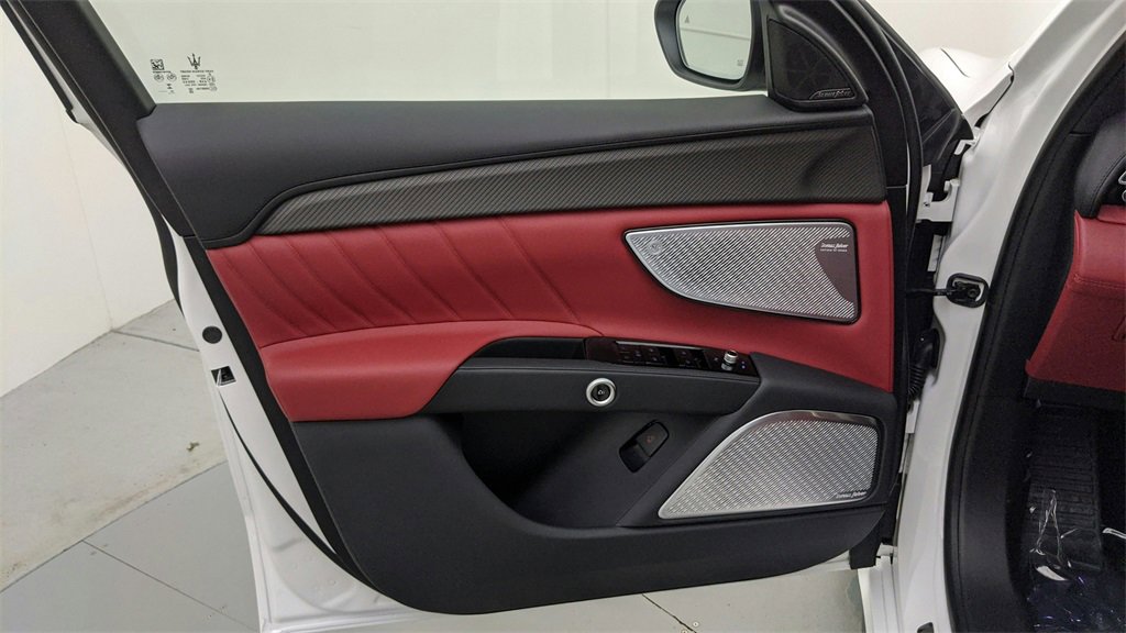 New 2024 Maserati Grecale Trofeo image 51