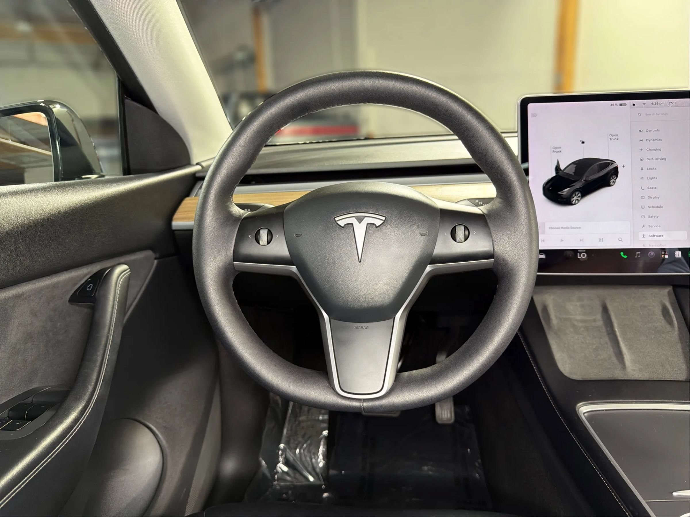 Used 2021 Tesla Model Y Long Range AWD/4WD image 31