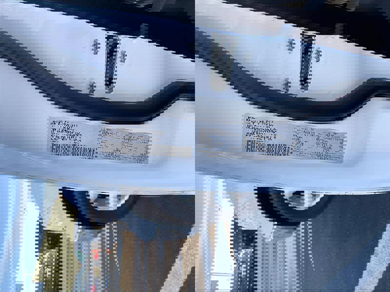 Used 2024 RAM 1500 Classic SLT image 32