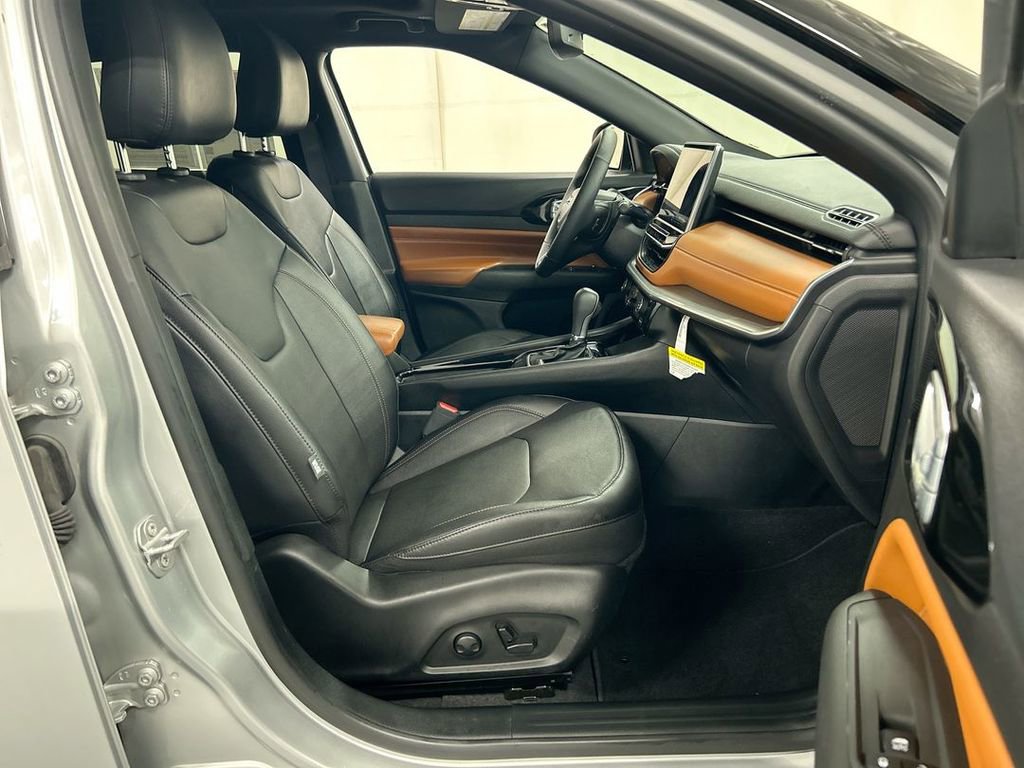 Used 2024 Jeep Compass Limited w/ Elite Group image 24