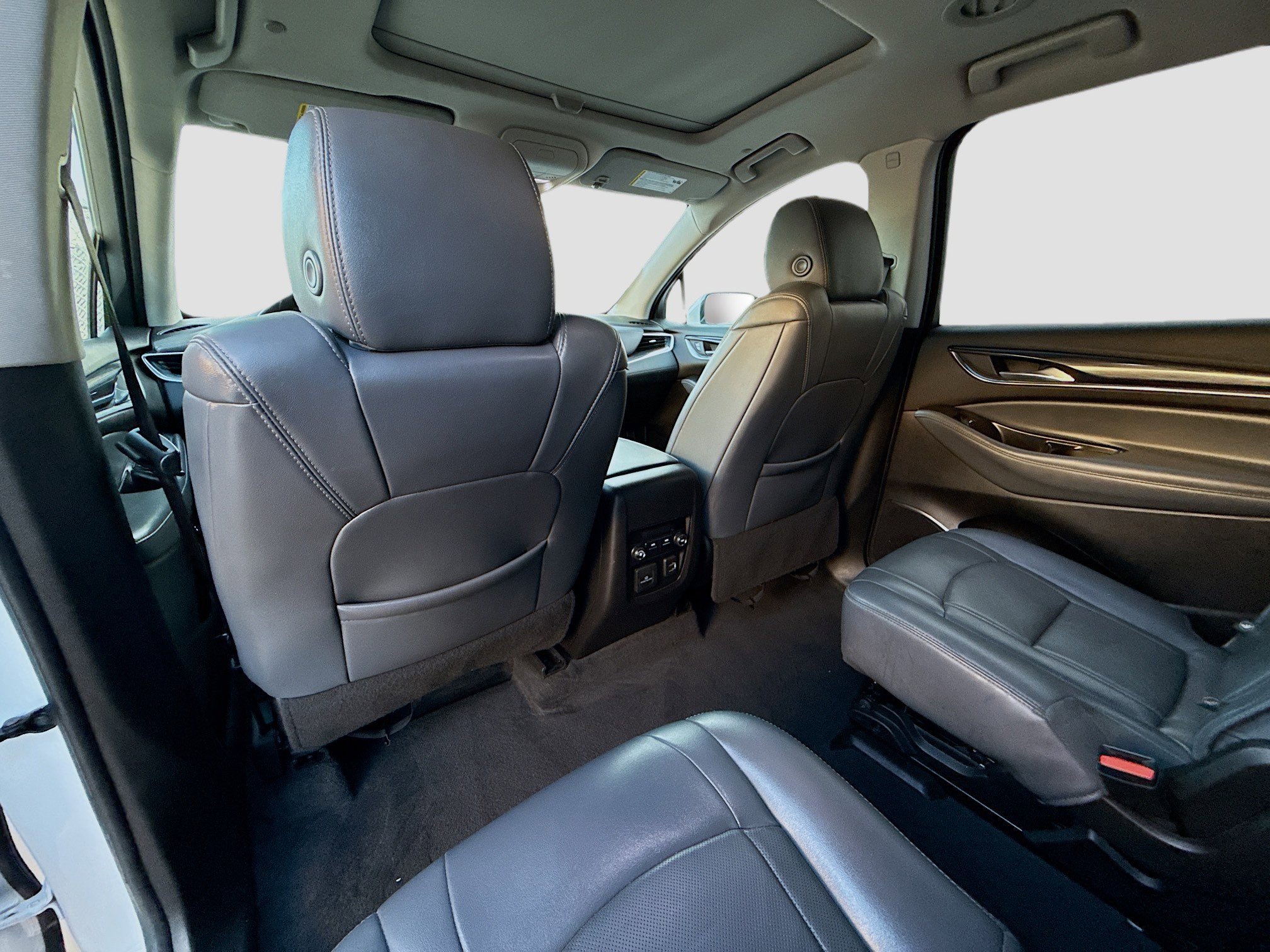 Used 2021 Buick Enclave Essence w/ Sound and Sites Package image 24