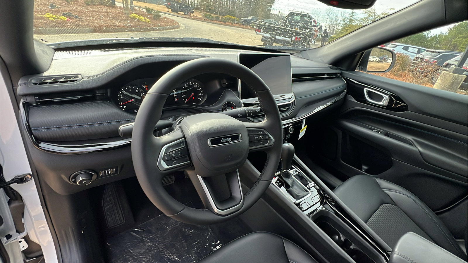 New 2026 Jeep Compass Latitude image 20