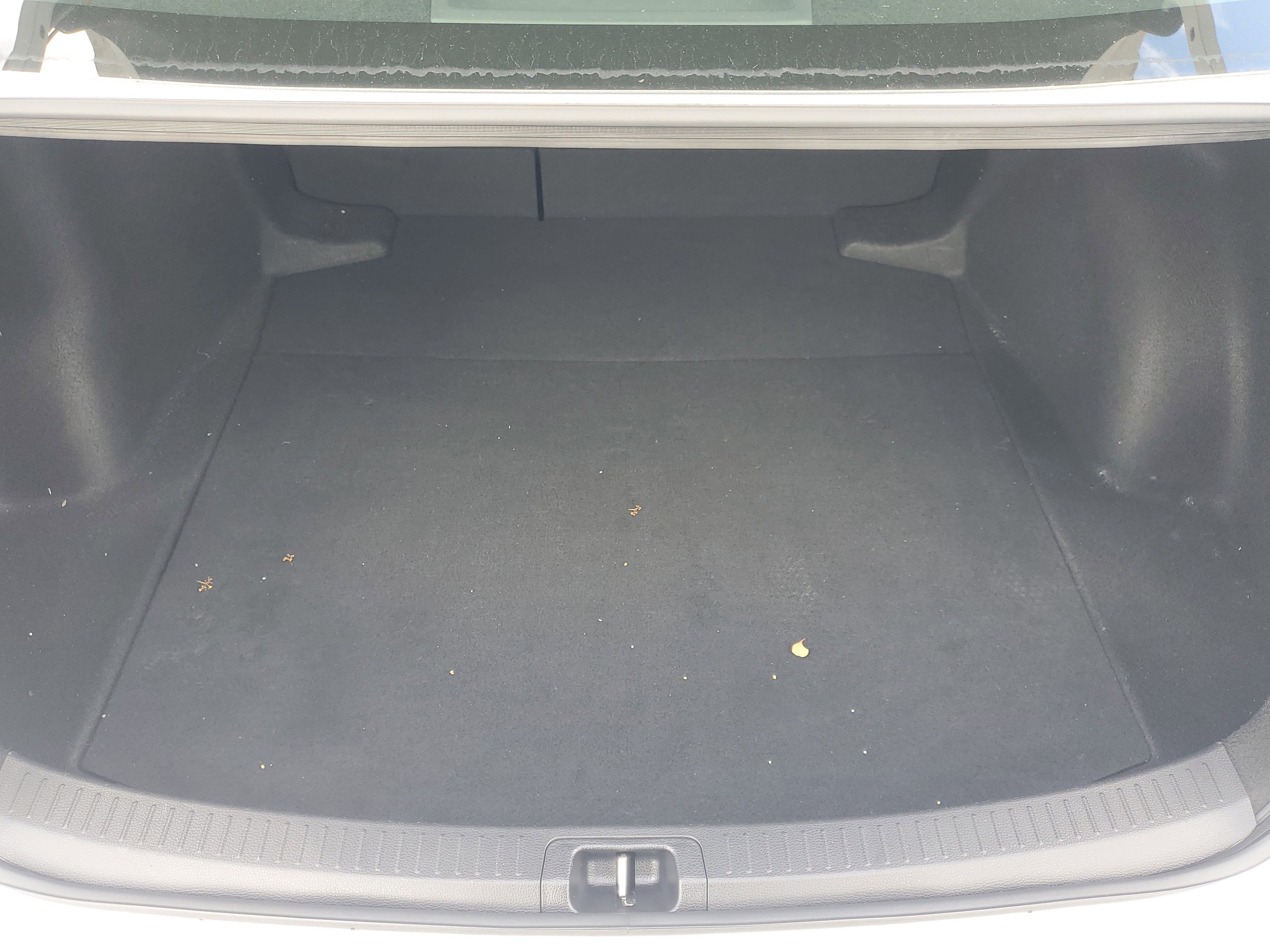 Used 2023 Toyota Corolla LE image 9