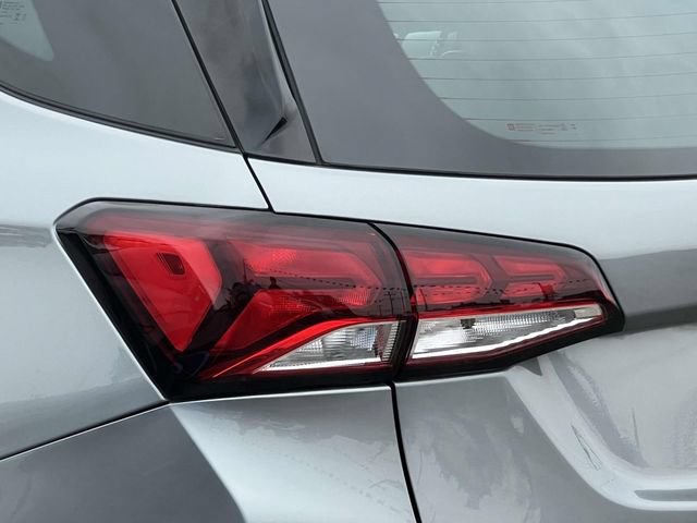 Used 2024 Chevrolet Equinox LS FWD image 10