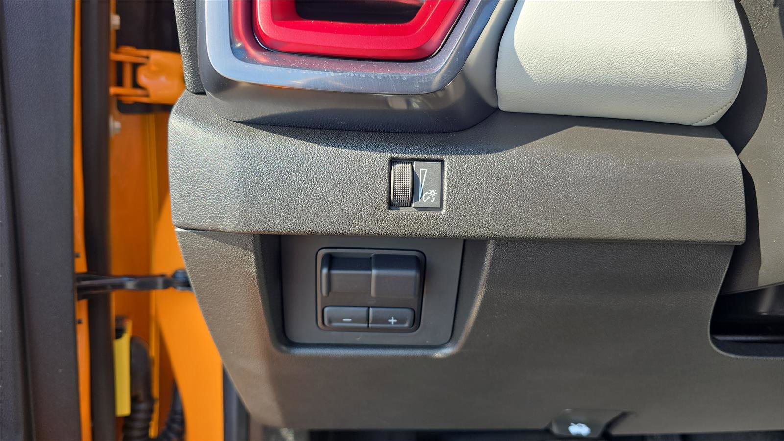 Used 2026 GMC Canyon AT4X image 25