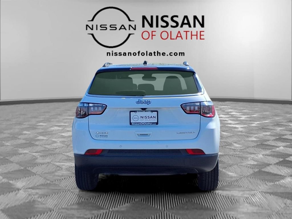 Used 2025 Jeep Compass Limited AWD/4WD image 27