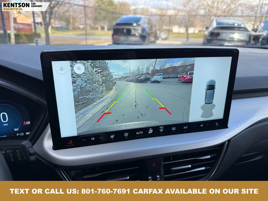 Used 2025 Ford Escape Platinum image 25