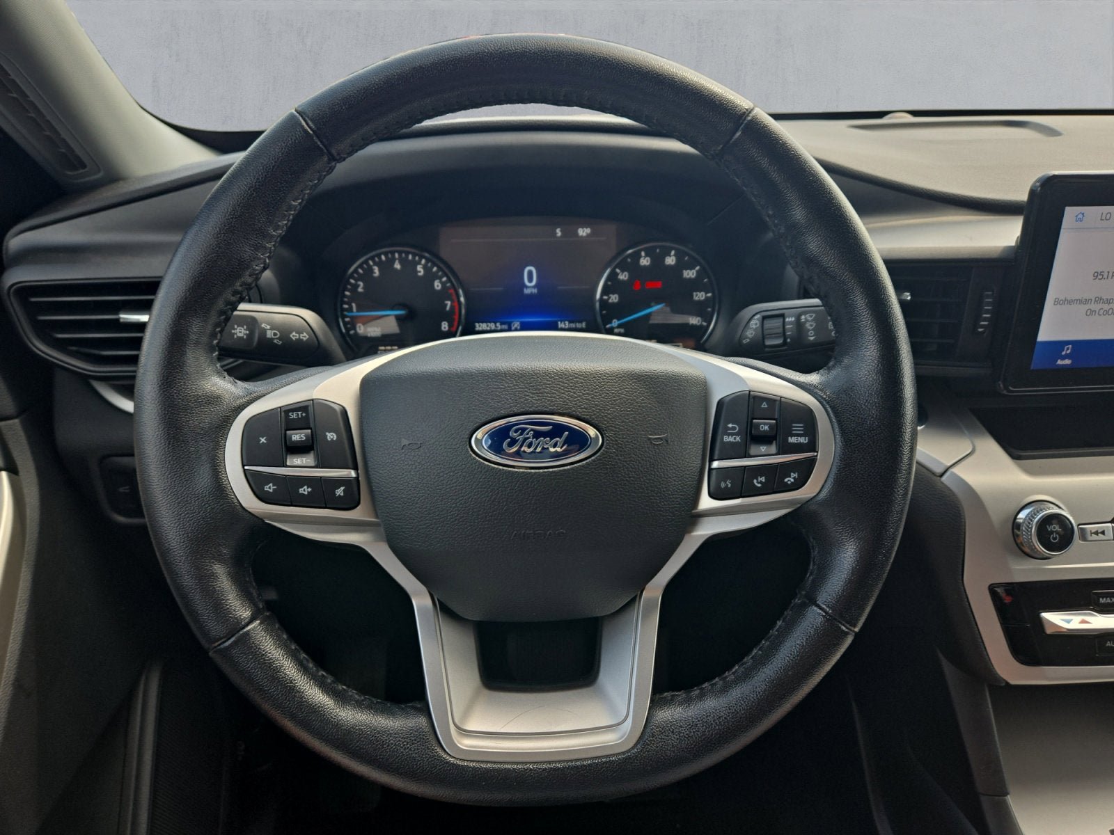 Certified 2022 Ford Explorer XLT image 13