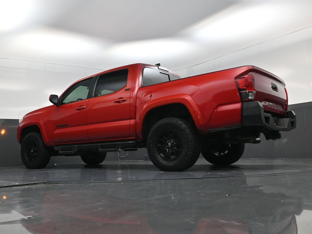 Used 2021 Toyota Tacoma SR5 RWD image 18