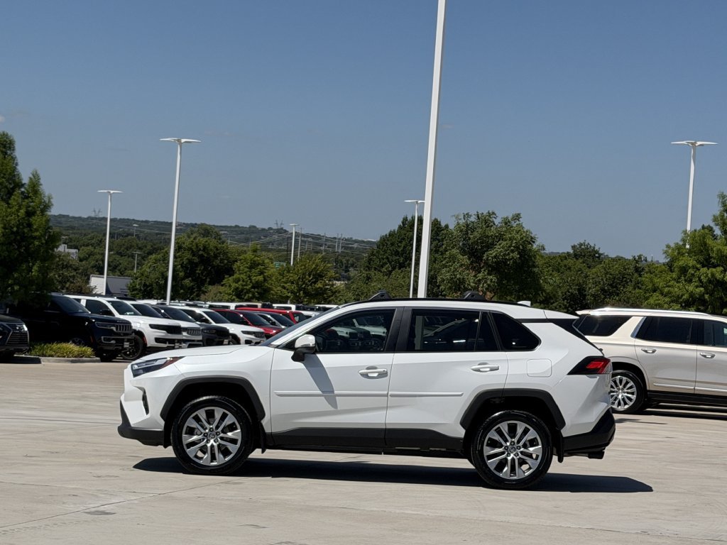Used 2024 Toyota RAV4 XLE Premium FWD image 3