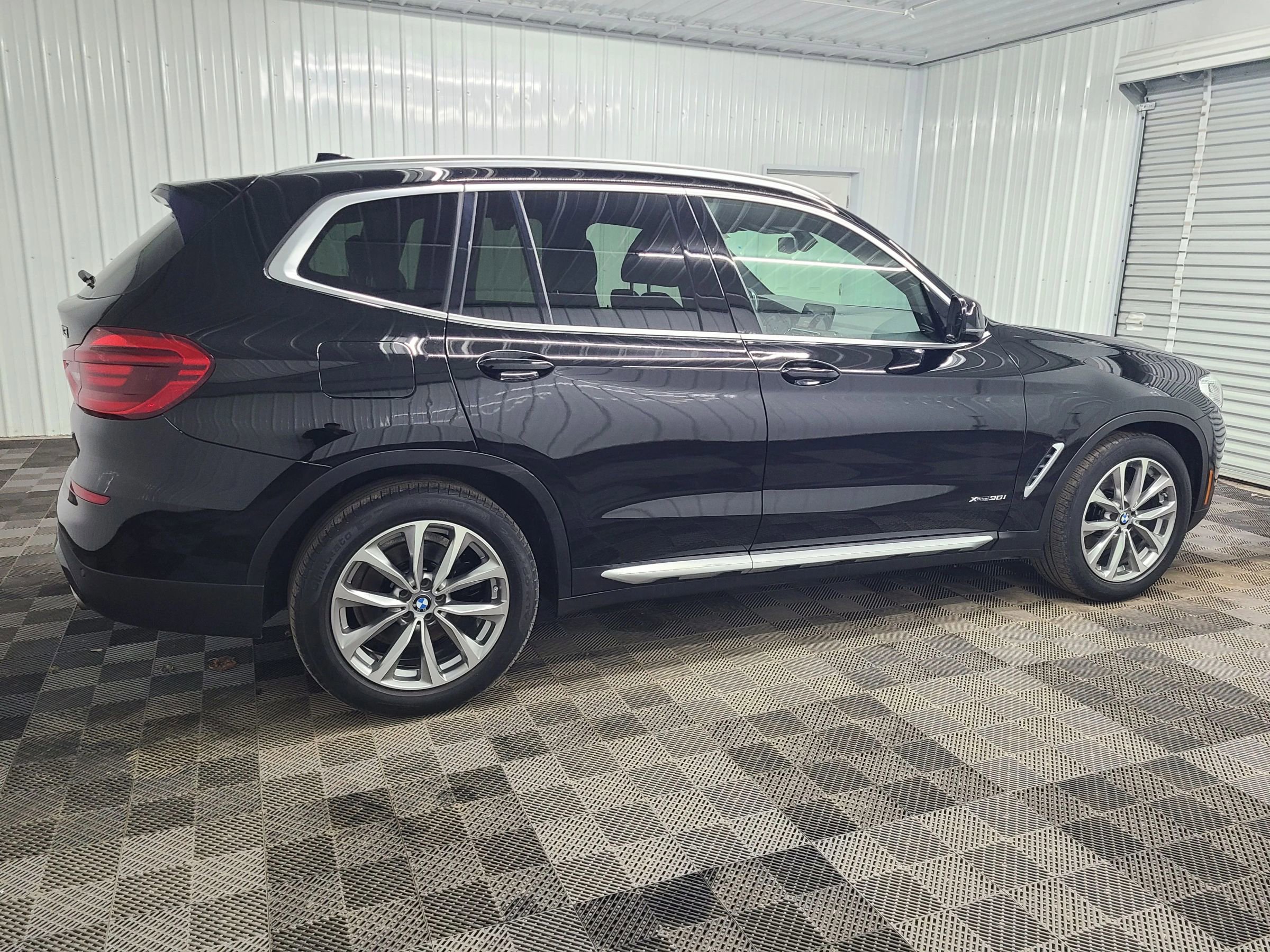 Used 2018 BMW X3 xDrive30i w/ Convenience Package image 12