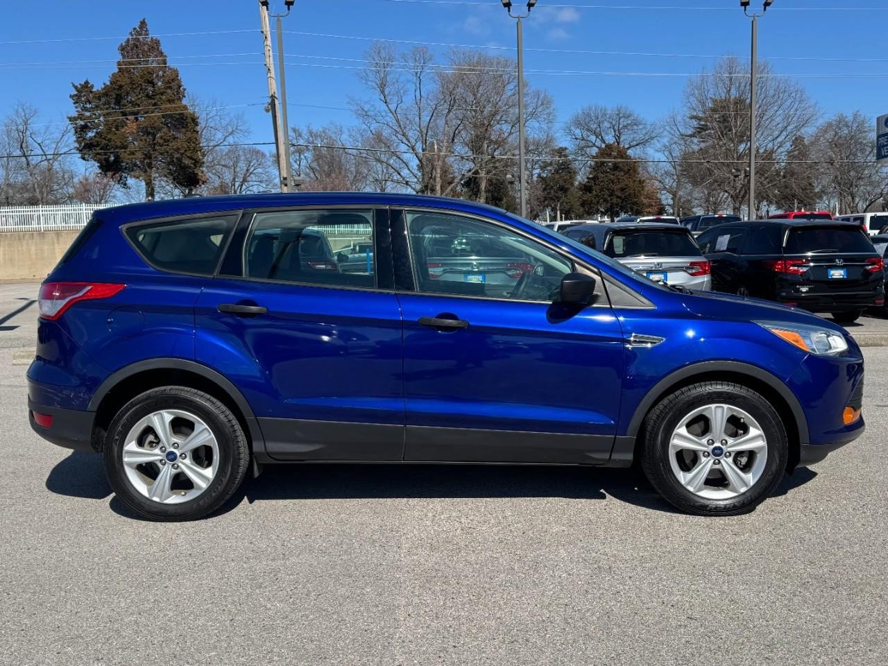 Used 2016 Ford Escape S image 2