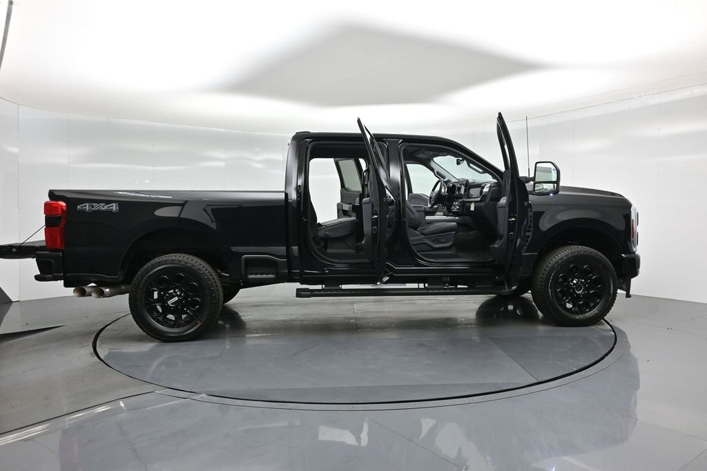 New 2025 Ford F250 Lariat w/ Lariat Ultimate Package image 4