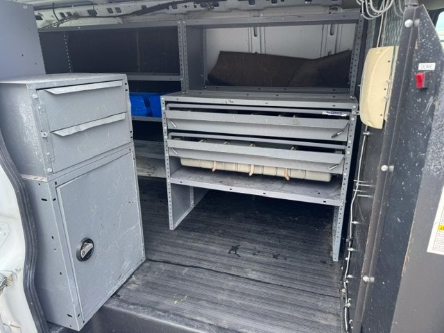 Used 2013 Chevrolet Express 2500 RWD image 8