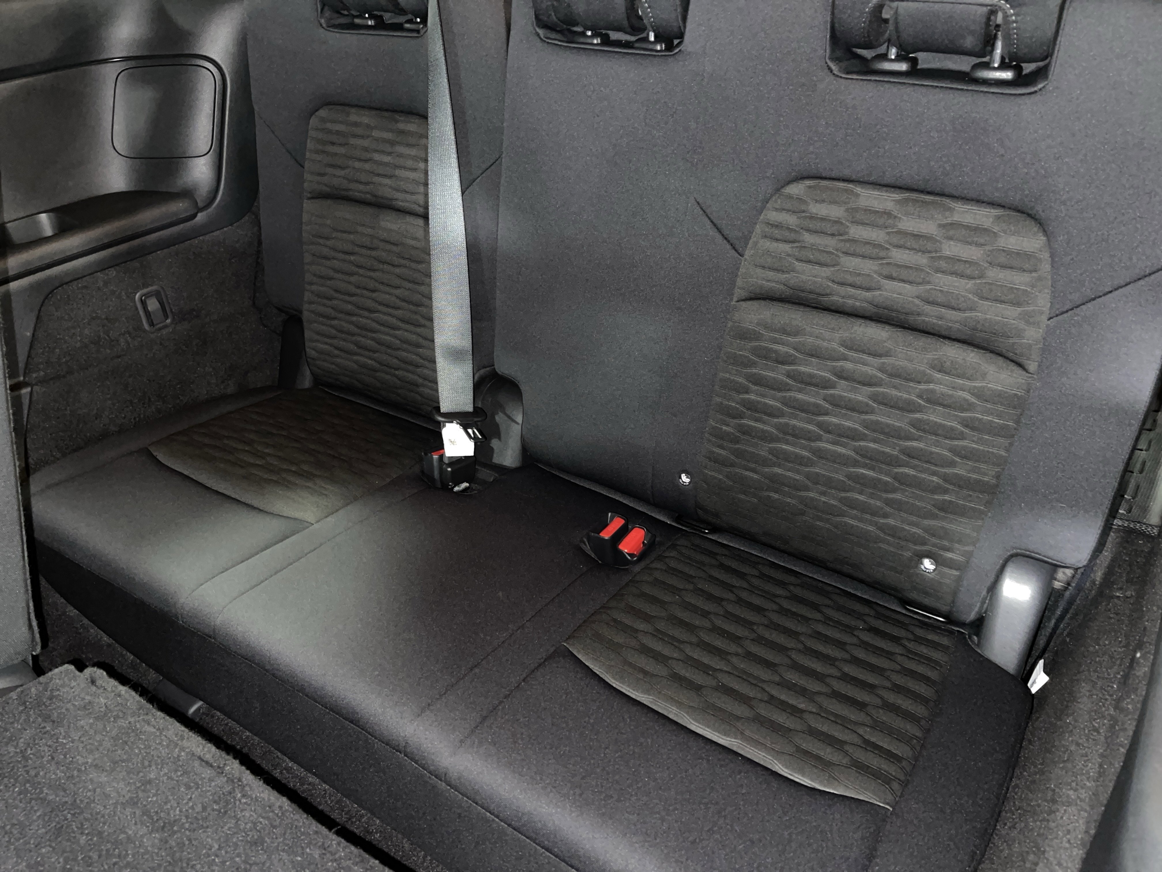 Used 2024 Nissan Pathfinder S image 12