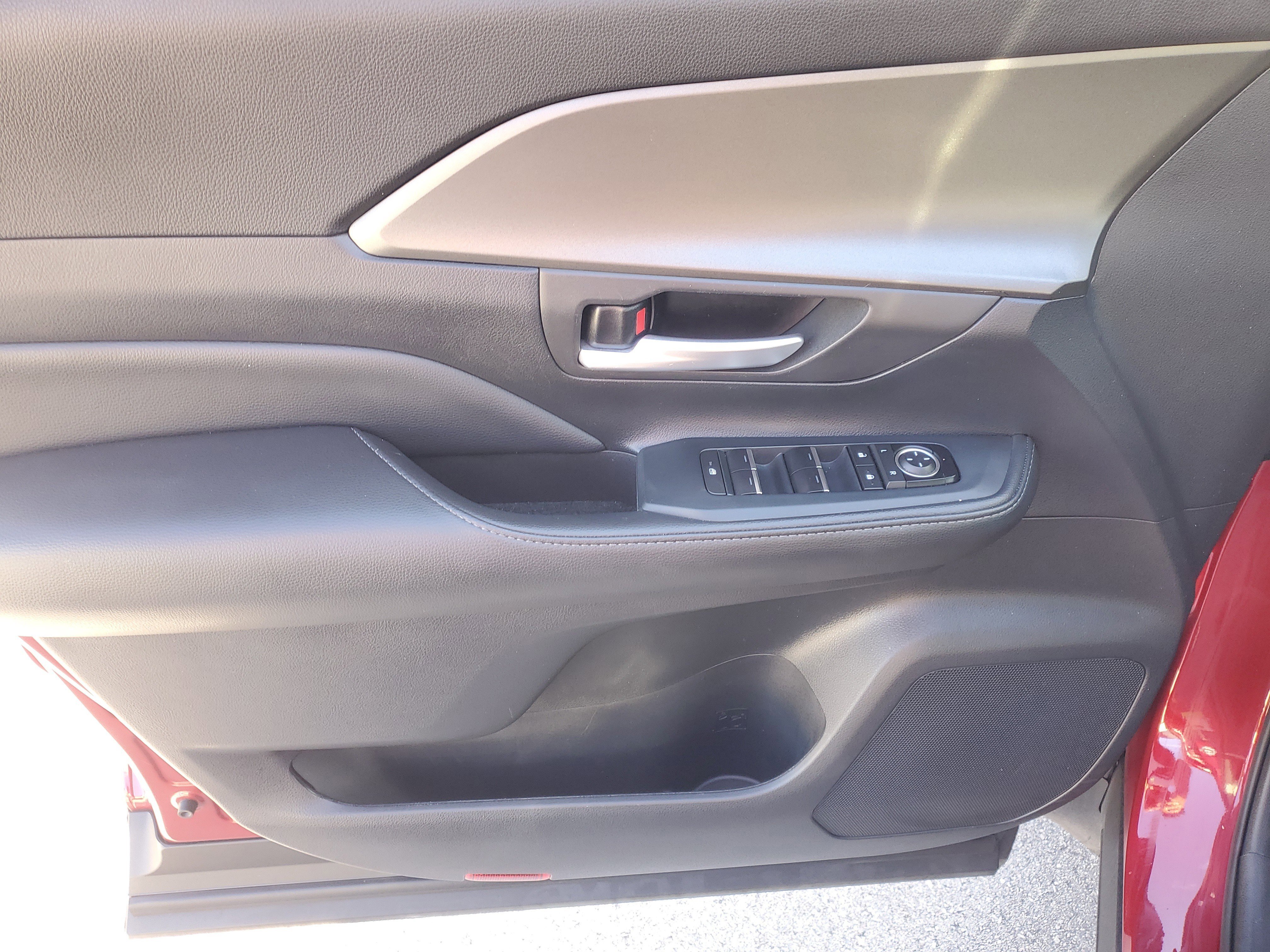 Used 2024 Toyota Grand Highlander XLE image 20