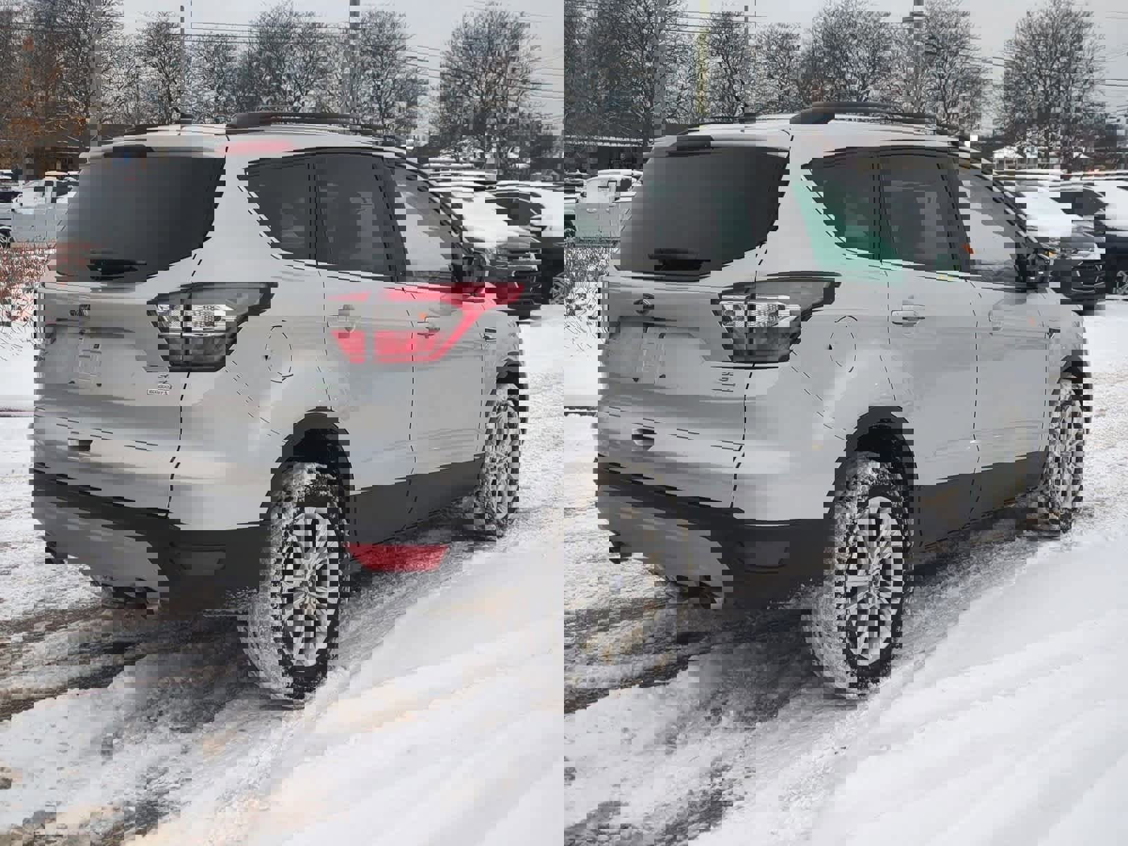 Used 2018 Ford Escape SE image 8