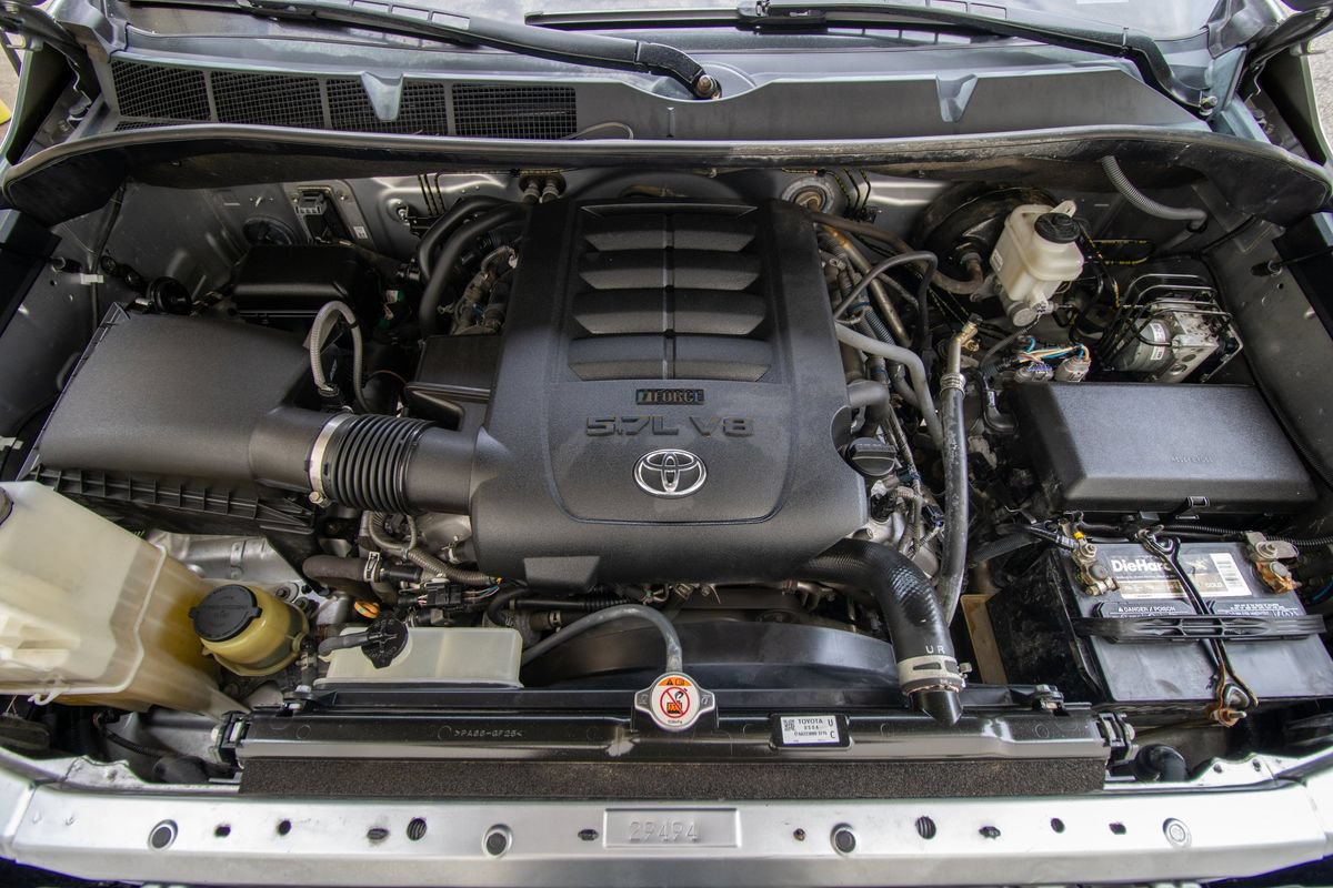 Used 2018 Toyota Tundra Limited AWD/4WD image 47